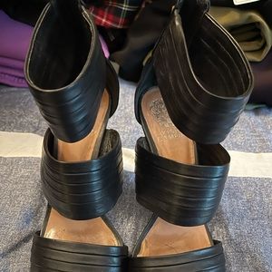 VINCE CAMUTO BLACK HEELED SANDALS PREOWNED SIZE 9